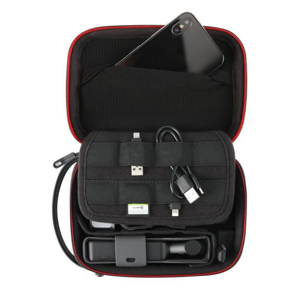 PGYTECH Carrying Case Mini je kompaktna torbica rasfešlusom i vodootpornom školjkom od tvrde tkanine. Možete spakovati GoPro Hero 10/9, DJI Pocket 2 ili DJI Action 2  plus dodatke kao što su mini stativ, različiti nosači, čitači memorijskih kartica, kratki kablovi i još mnogo toga. Uključeno je šest preklopnih pregrada za prilagođavanje prostora za skladištenje po potrebi. Školjka ima siguran unutrašnji organizator sa dodatnim džepovima i kaiševima.