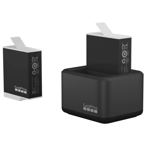 GoPro Dual Battery Charger + Enduro Batteries je punjač za dve baterije koji dolazi u paketu sa dve Enduro baterije za GoPro HERO9/10/11 Black.