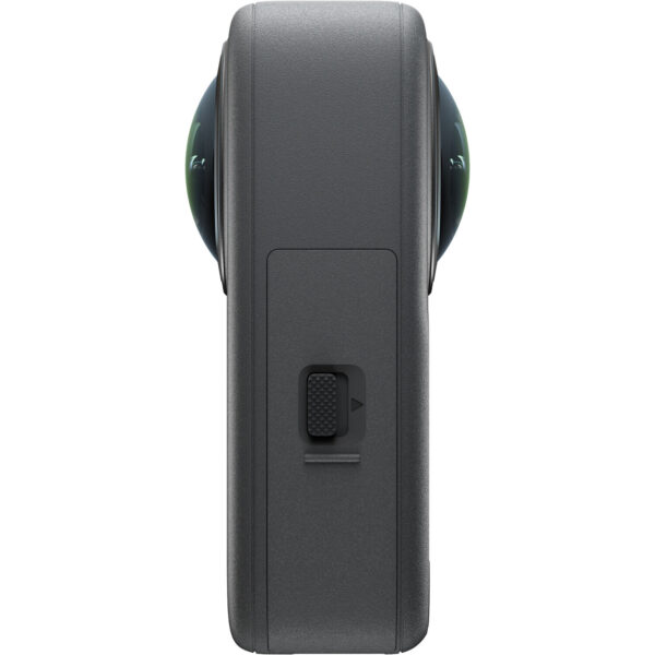 DJI Osmo 360 kamera bočni profil vratancima za bateriju