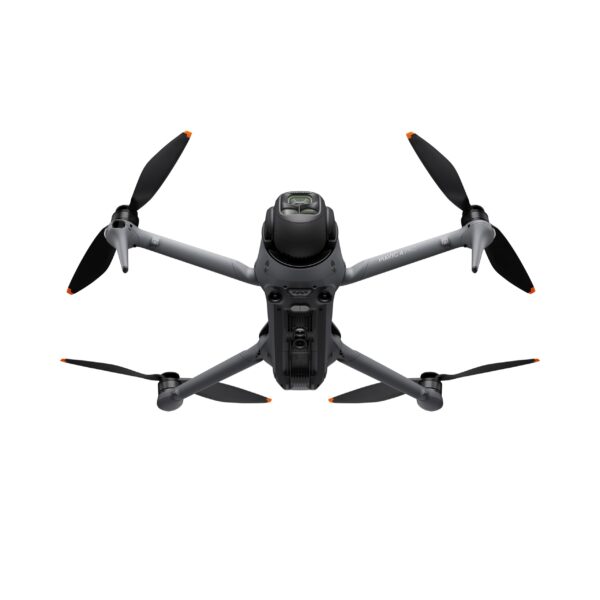 DJI Mavic 4 Pro dron – donji ugao sa kamerom u fokusu